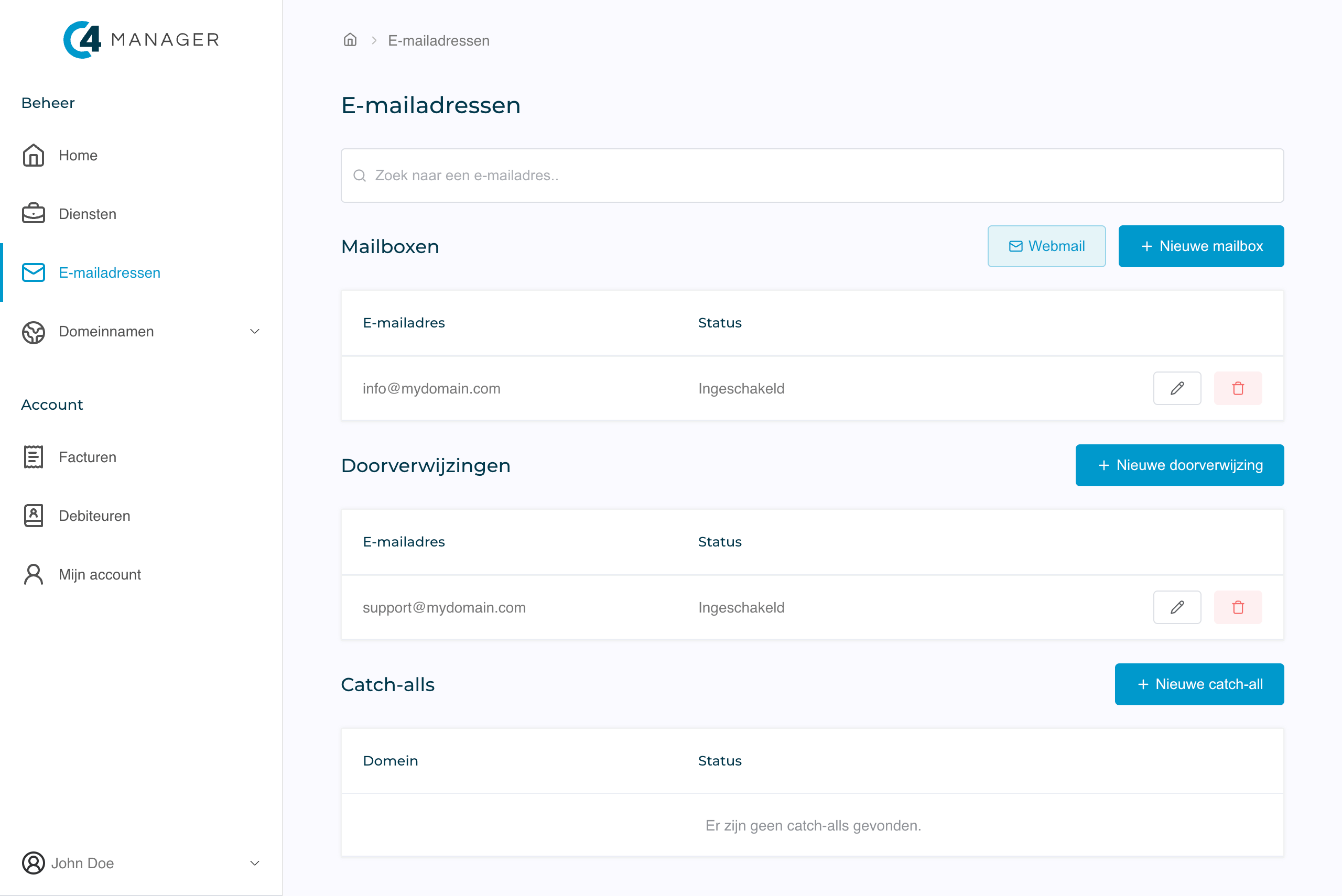 Screenshot van het overzicht van e-mailadressen, doorverwijzingen en catch-alls in het C4 Host klantenpaneel